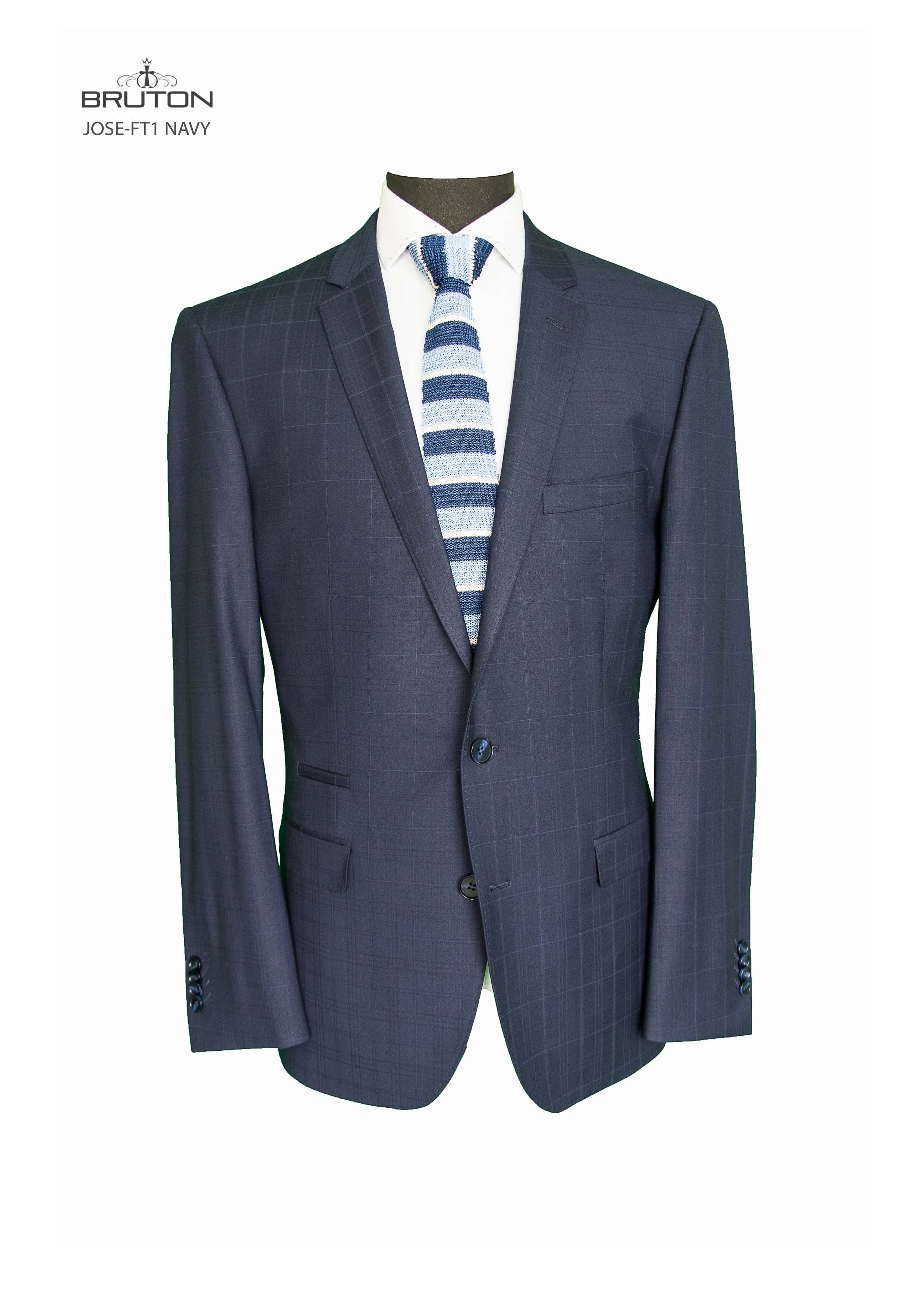 Basic navy Jose Bruton suit